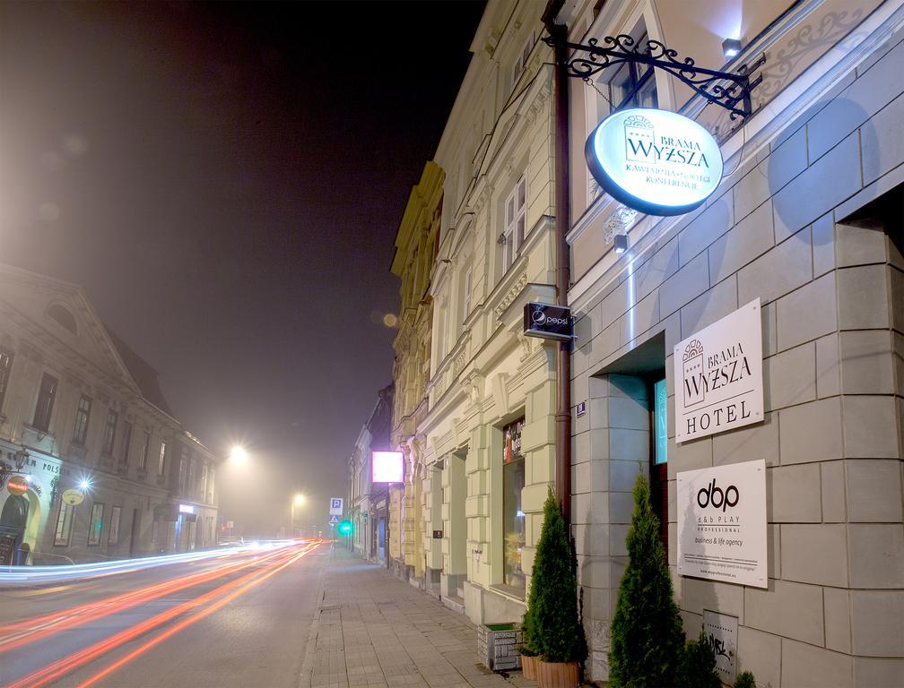 Hotel Wyzsza Brama Centrum Цешин Екстер'єр фото
