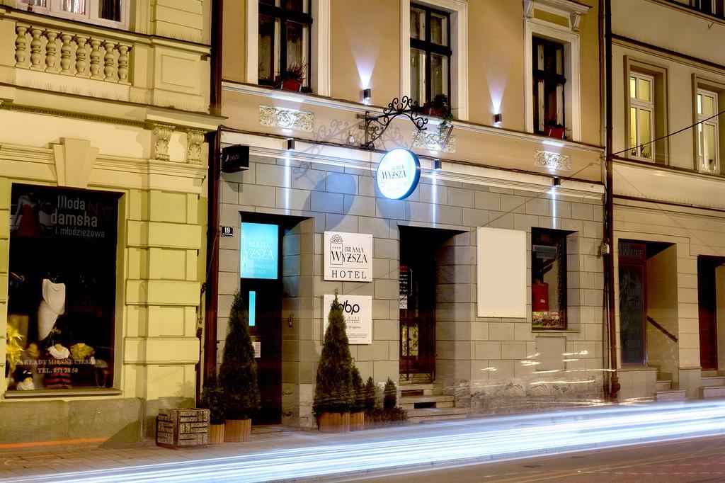 Hotel Wyzsza Brama Centrum Цешин Екстер'єр фото
